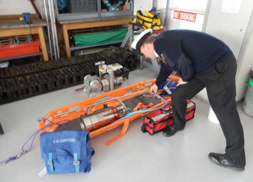 Knott End Coastguard mud rescue